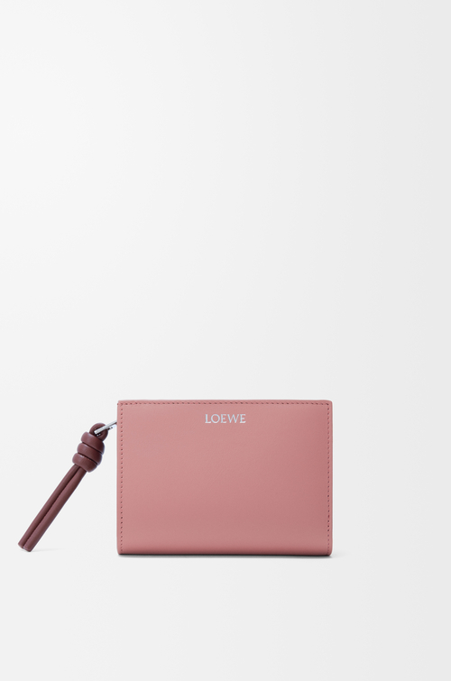 LOEWE Cartera compacta Knot en piel napa de ternera brillante Empolvado/Caoba