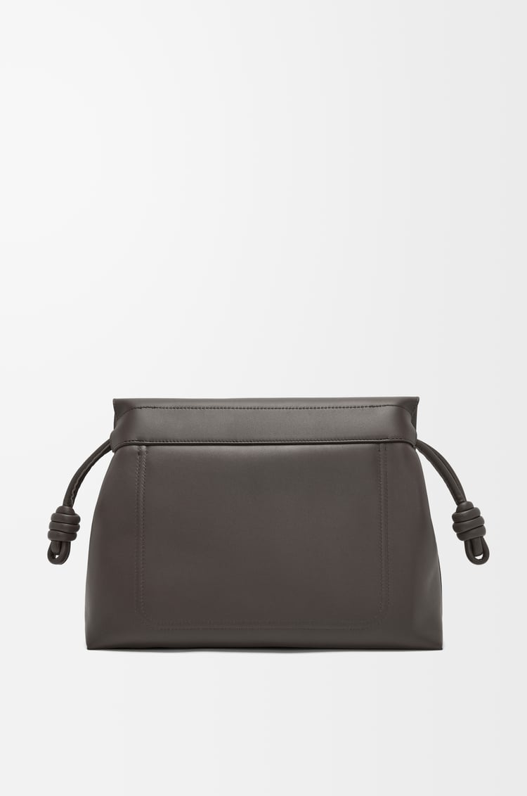 LOEWE 亮面小牛皮 Flamenco 包款 深灰色