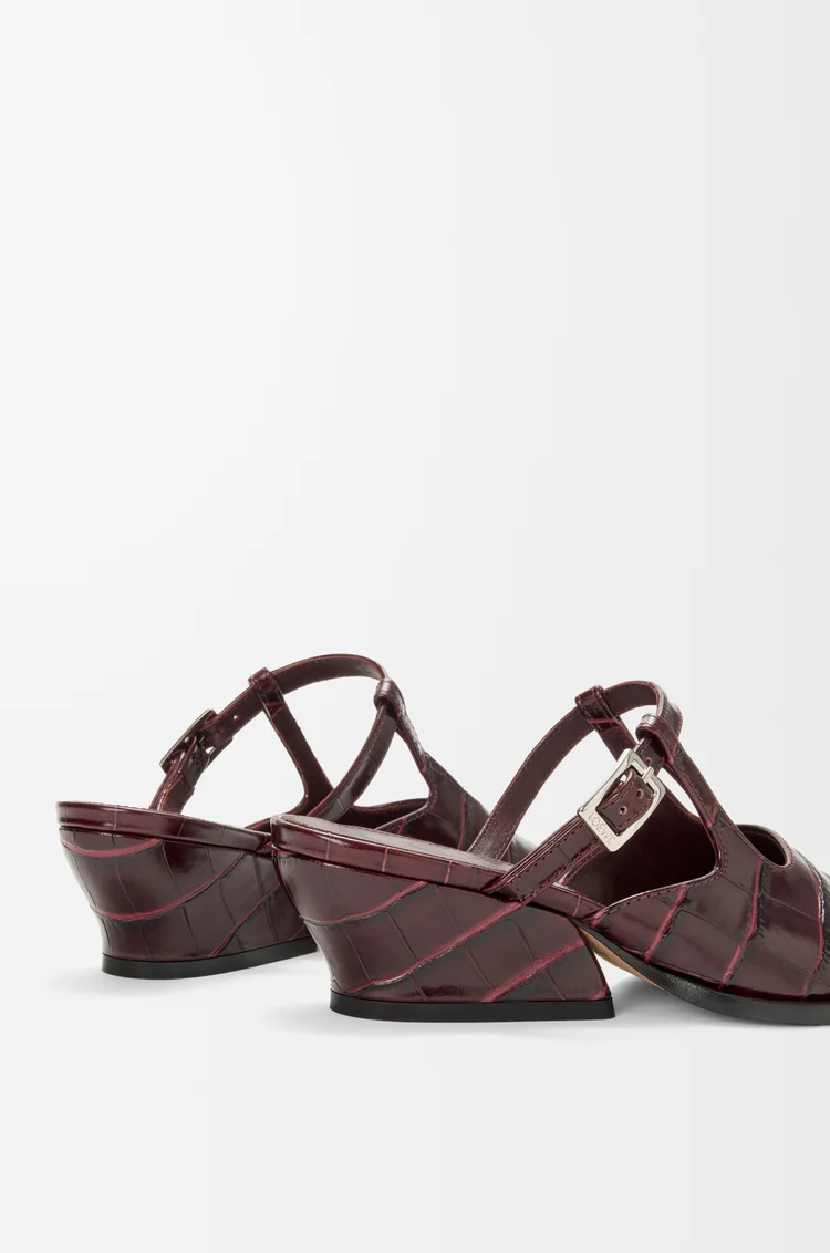 LOEWE Mules Onda en cuir de veau embossé Bordeaux