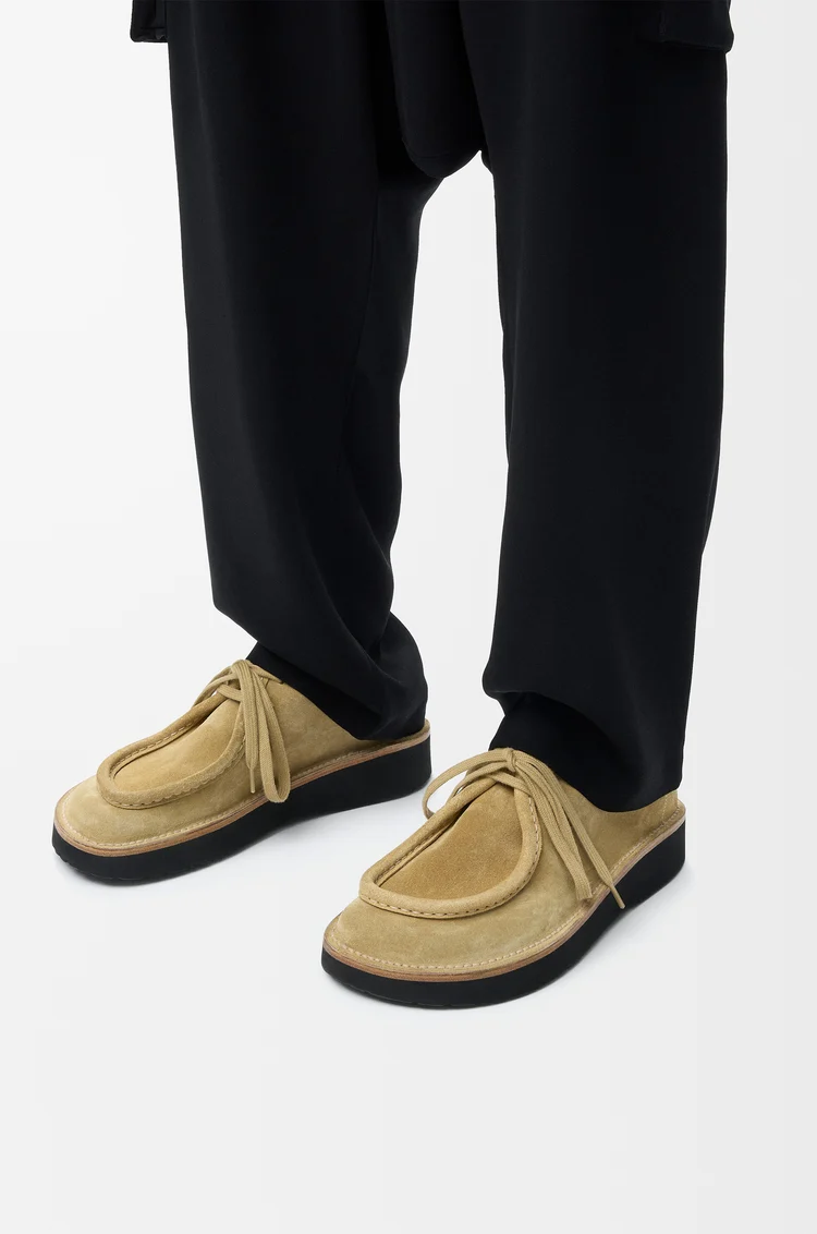 LOEWE ファロ レースアップ（スエードカーフ） サハラ