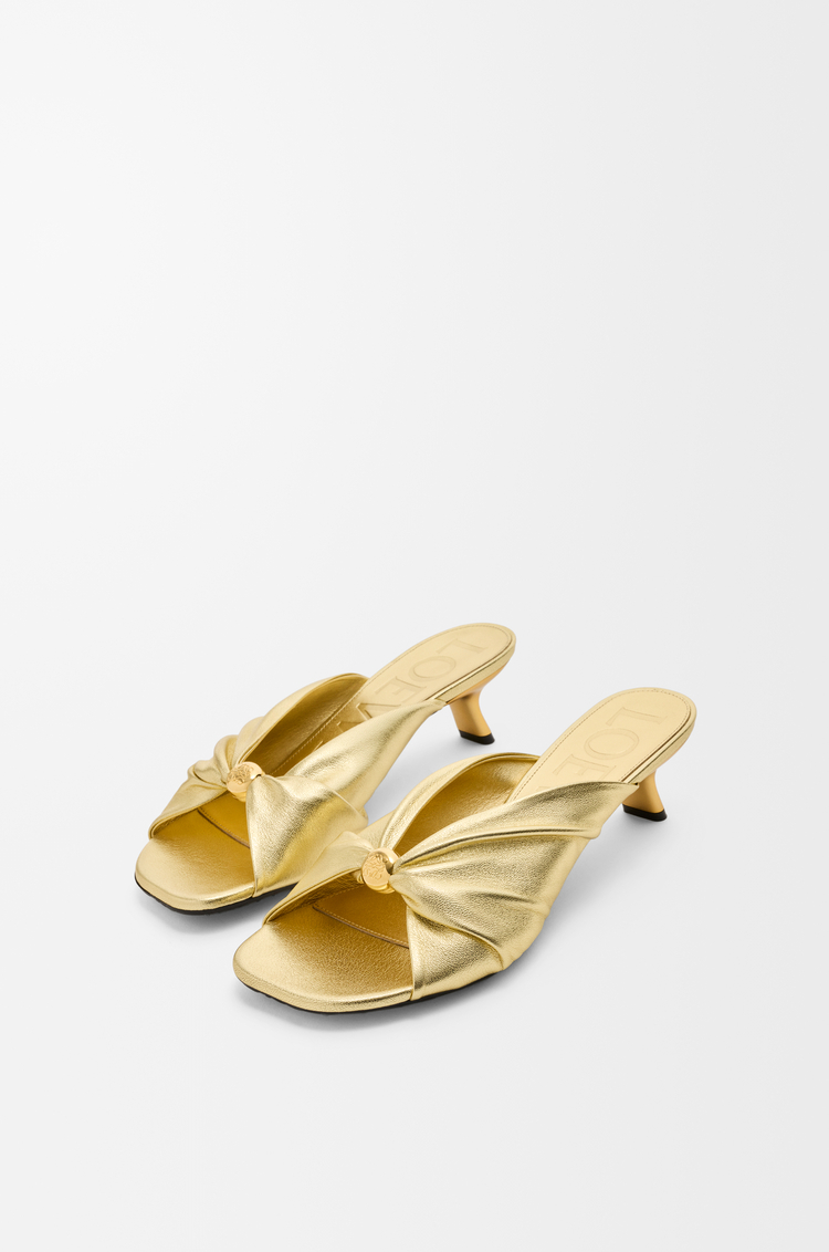 LOEWE 层压羊皮革 Pebble Soft 凉鞋 金色