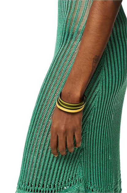 LOEWE Set de brazaletes dobles en piel de ternera Verde Prado/Amarillo Brillante plp_rd