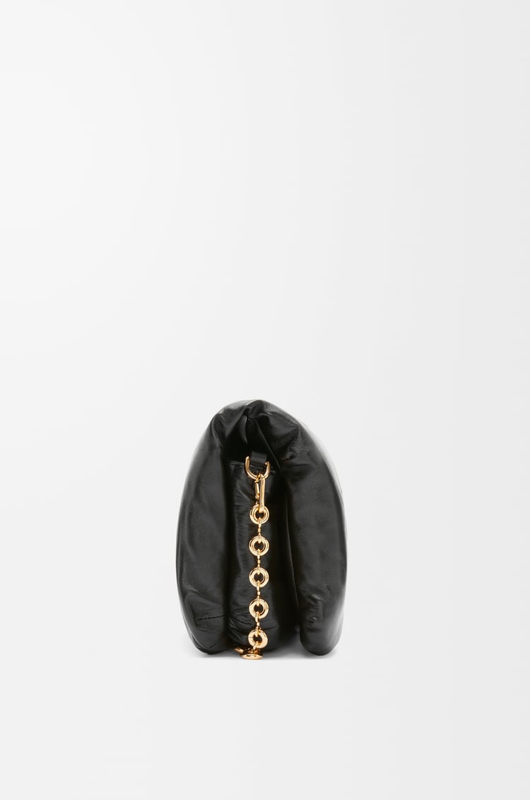 LOEWE Bolso Goya Puffer mediano en piel napa de cordero Negro