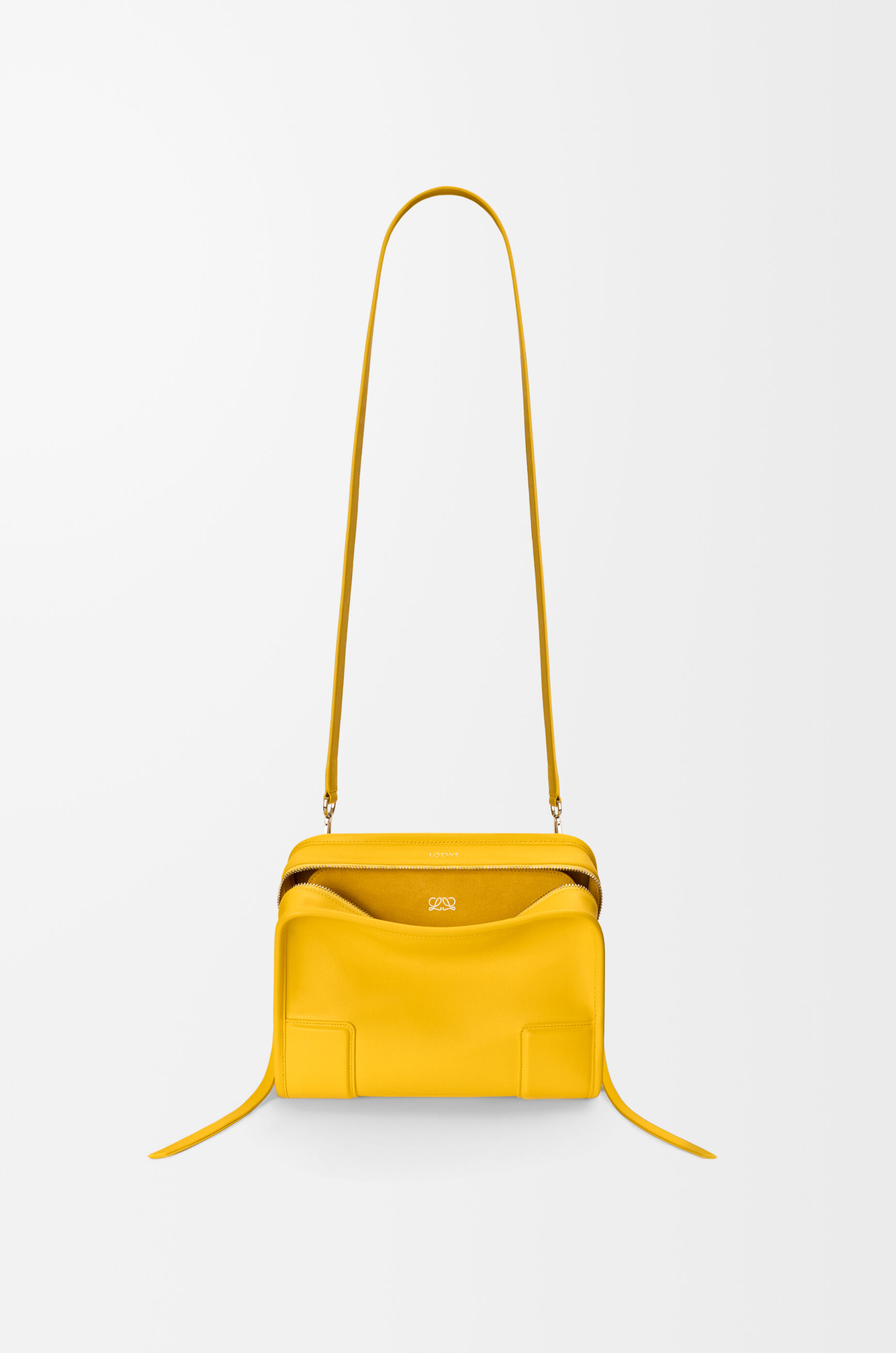 LOEWE イエロー/ホワイト ショルダーバッグ Small Amazona 180 bag in soft calfskin Yellow - LOEWE APAC