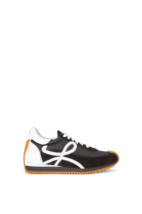 LOEWE 尼龙和绒面革 Flow 运动鞋
 Black/White plp_rd