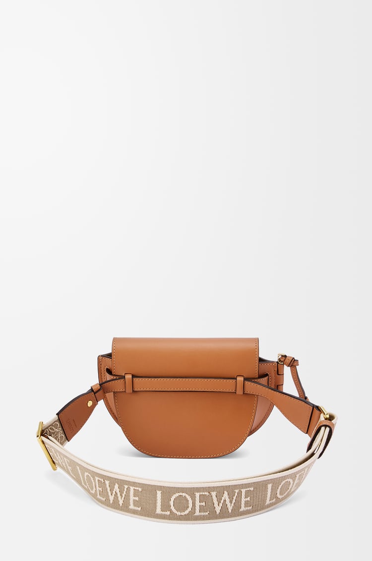 LOEWE ゲートデュアル バッグ ミニ（ソフトカーフ&ジャカード） タン