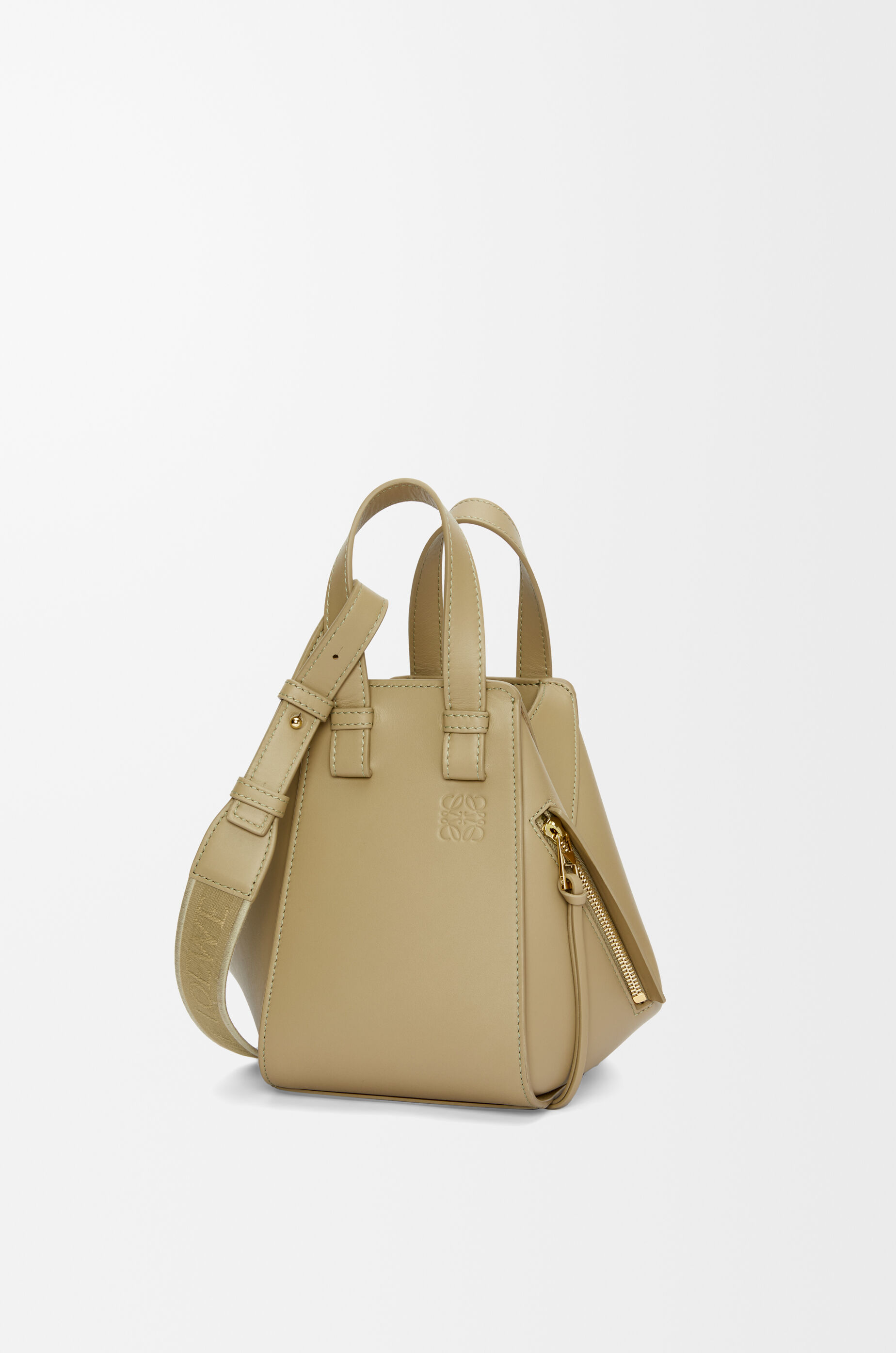 ウィメンズ ラグジュアリーハンモックバッグ - LOEWE