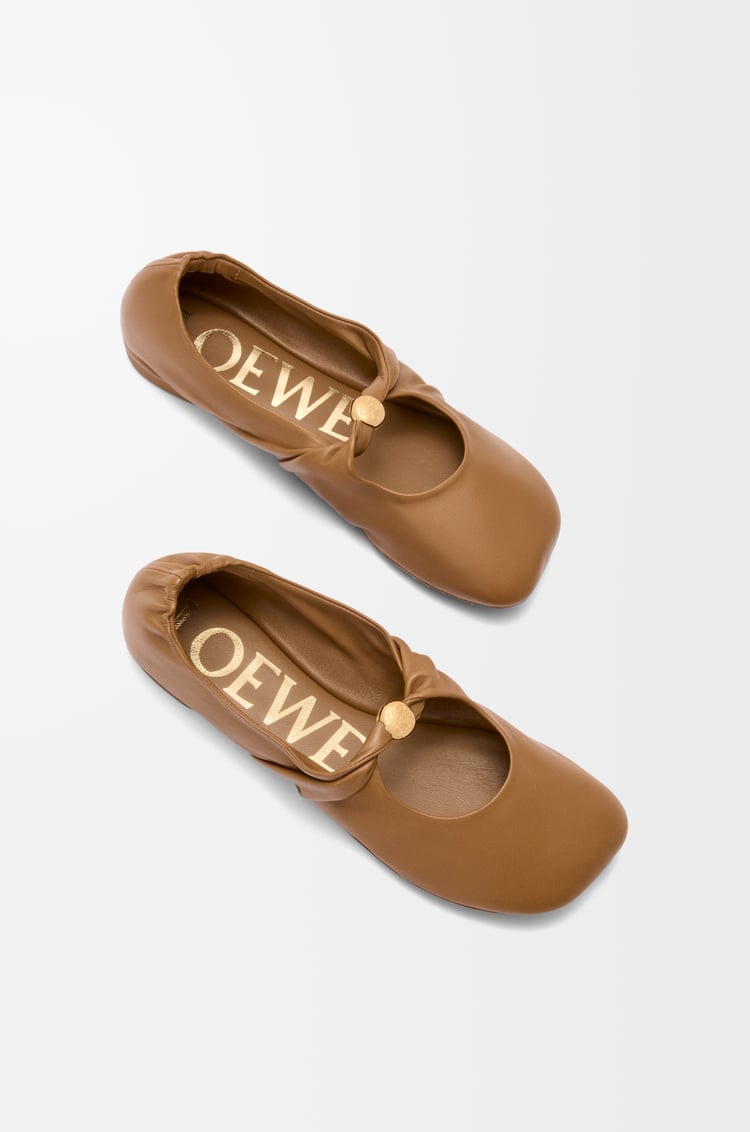 LOEWE ペブル ソフト バレリーナ（ナパラム） オーク