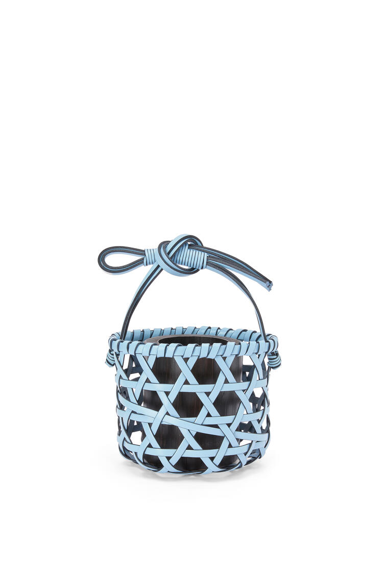 LOEWE Knot vase in calfskin and bamboo Light Blue pdp_rd