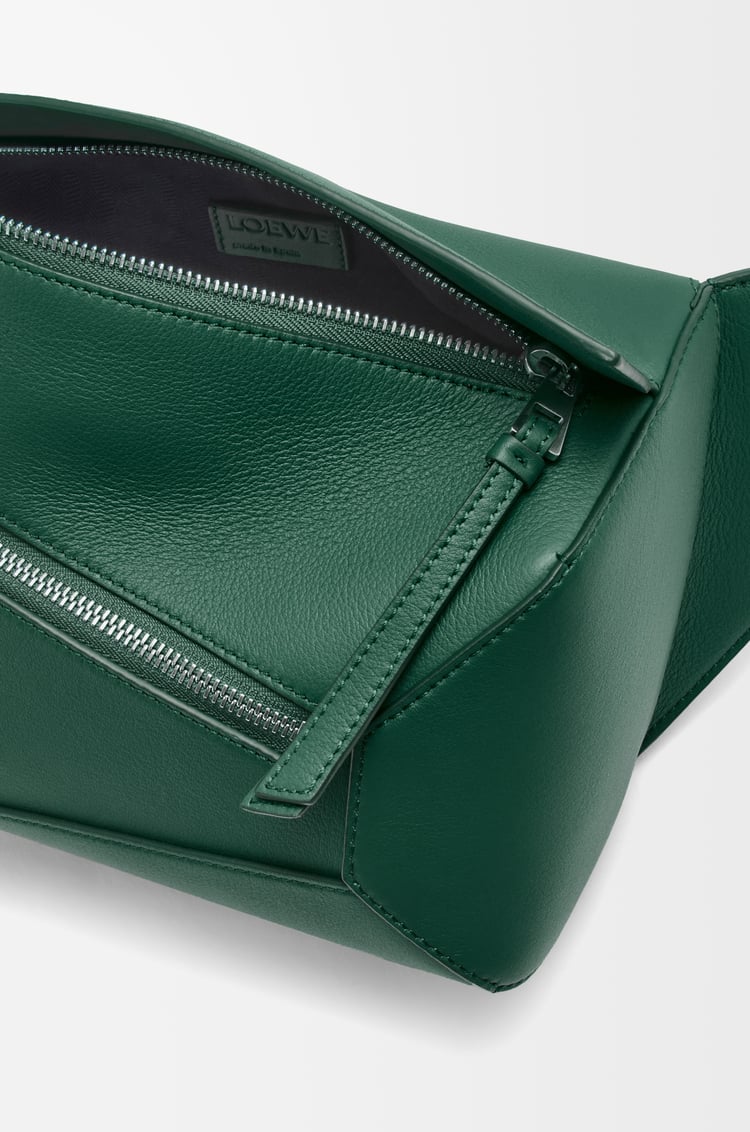 LOEWE パズル バムバッグ スモール（クラシックカーフ） エバーグリーン