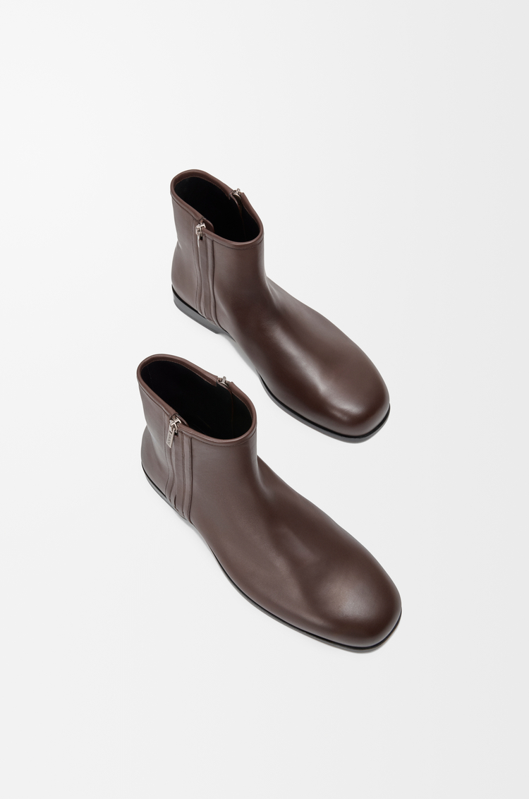 LOEWE Botín Bobine en piel de ternera lisa Cacao