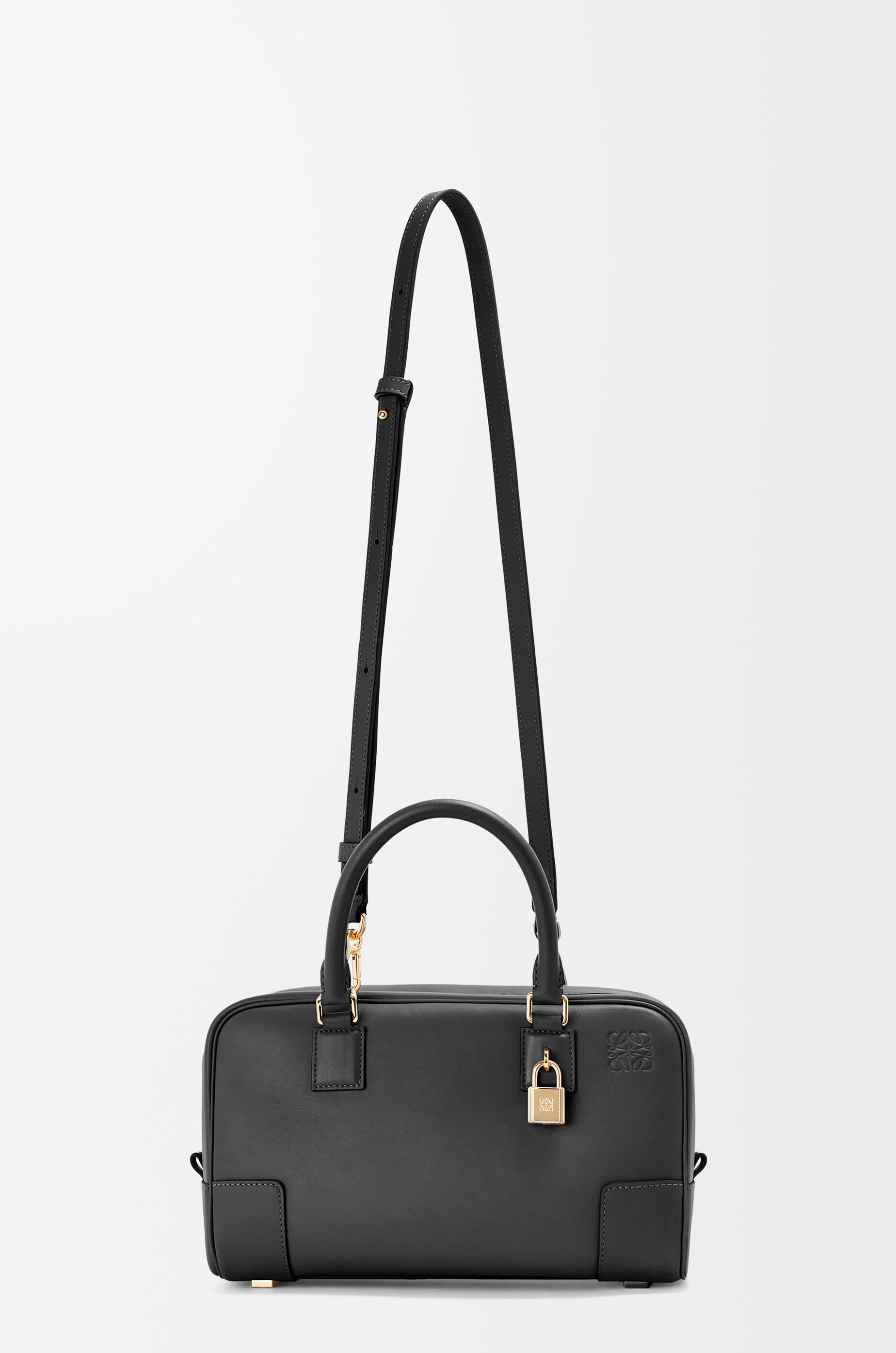 Amazona 23 bag in nappa calfskin Black - LOEWE USA Official Website