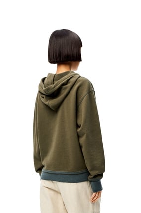 LOEWE Sudadera con capucha en algodón con Anagrama Verde Loden plp_rd