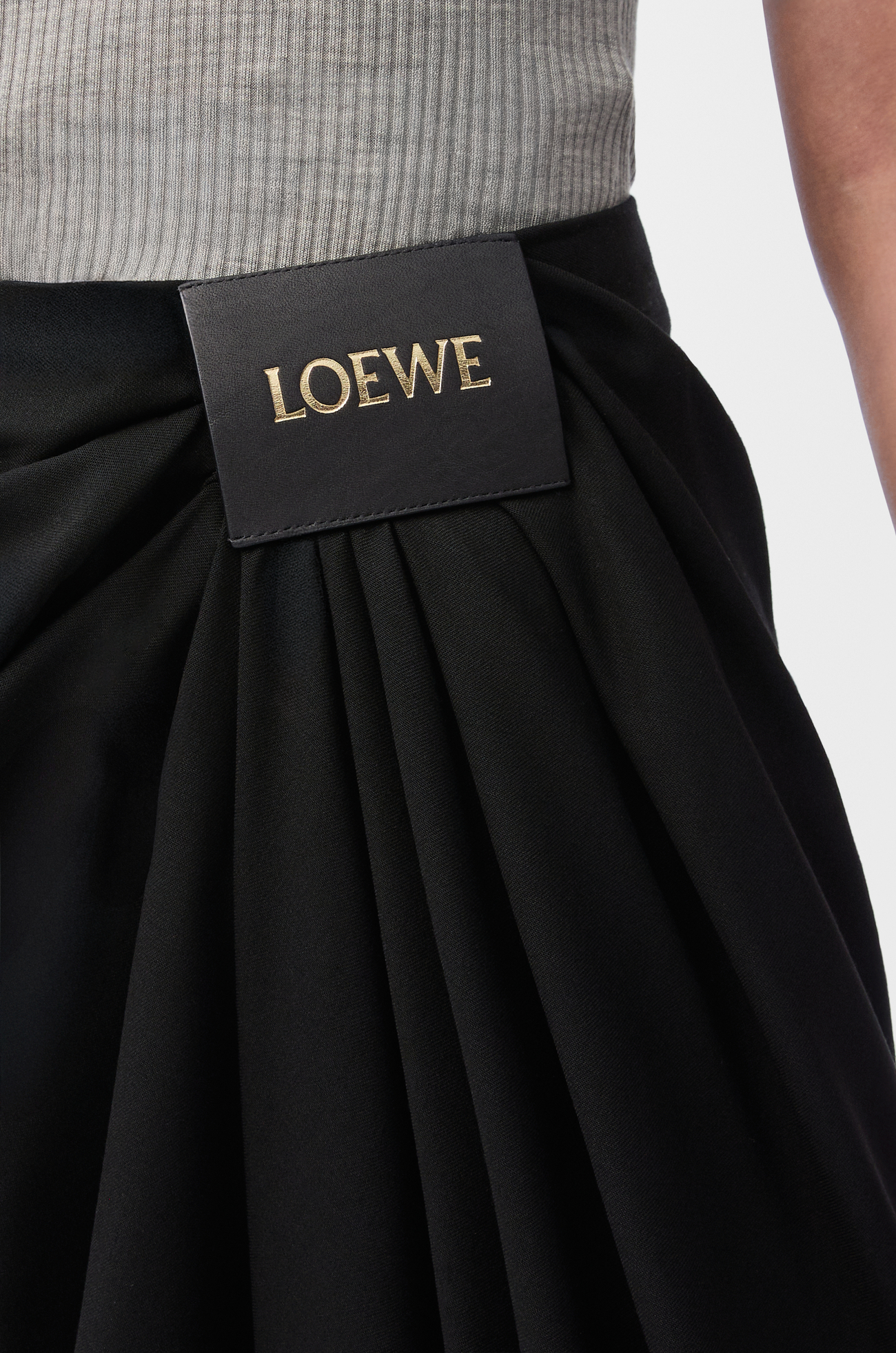 LOEWE Pantalón drapeado en lana Negro plp_rd