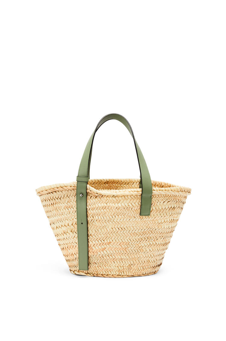 LOEWE Basket bag in palm leaf and calfskin Natural/Rosemary