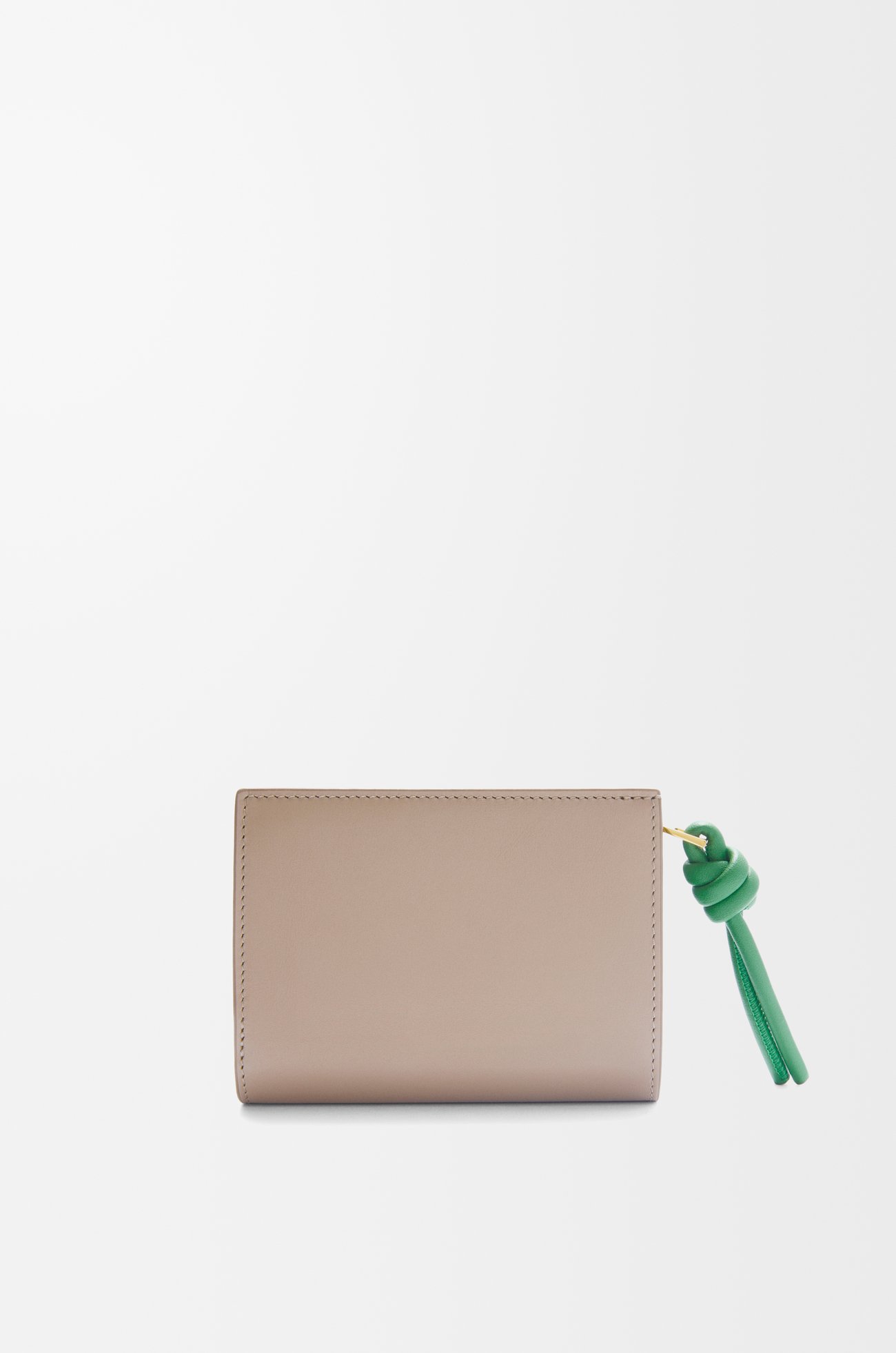 LOEWE Knot compact wallet in shiny nappa calfskin Sand/Tropical Green plp_rd