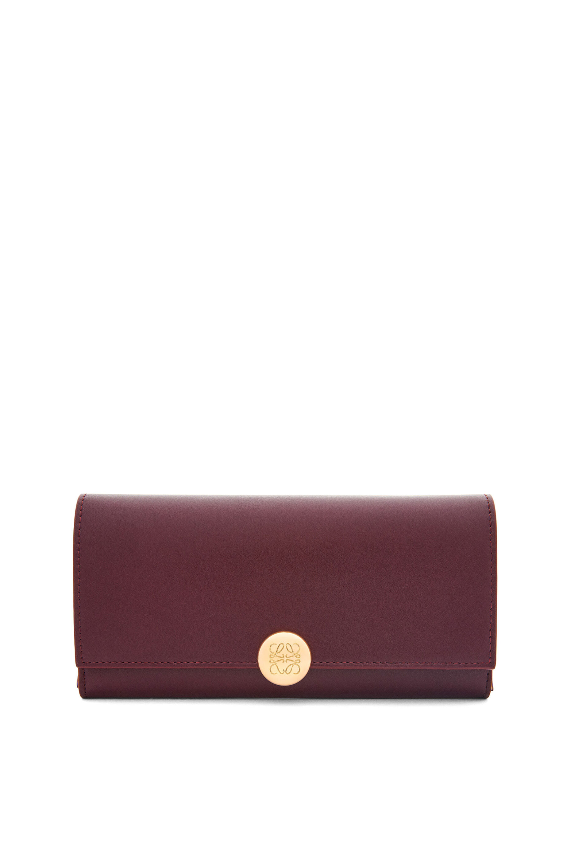 50代女性に人気のレディース長財布は、ロエベのぺブル コンティネンタル ウォレット