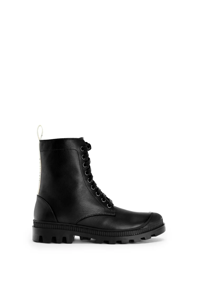 LOEWE Combat boot in calfskin Black