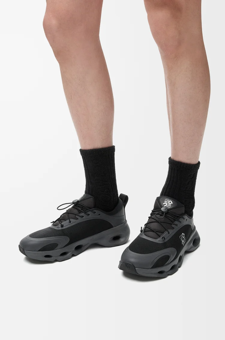 LOEWE LOEWE x ON Cloudsolo 男士跑鞋 黑色