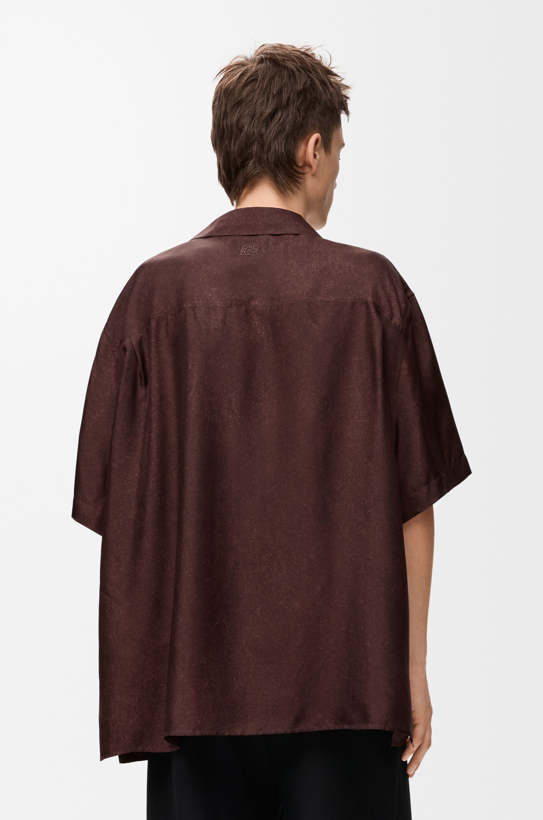 ショートスリーブ シャツ（シルク） ブラウン - LOEWE