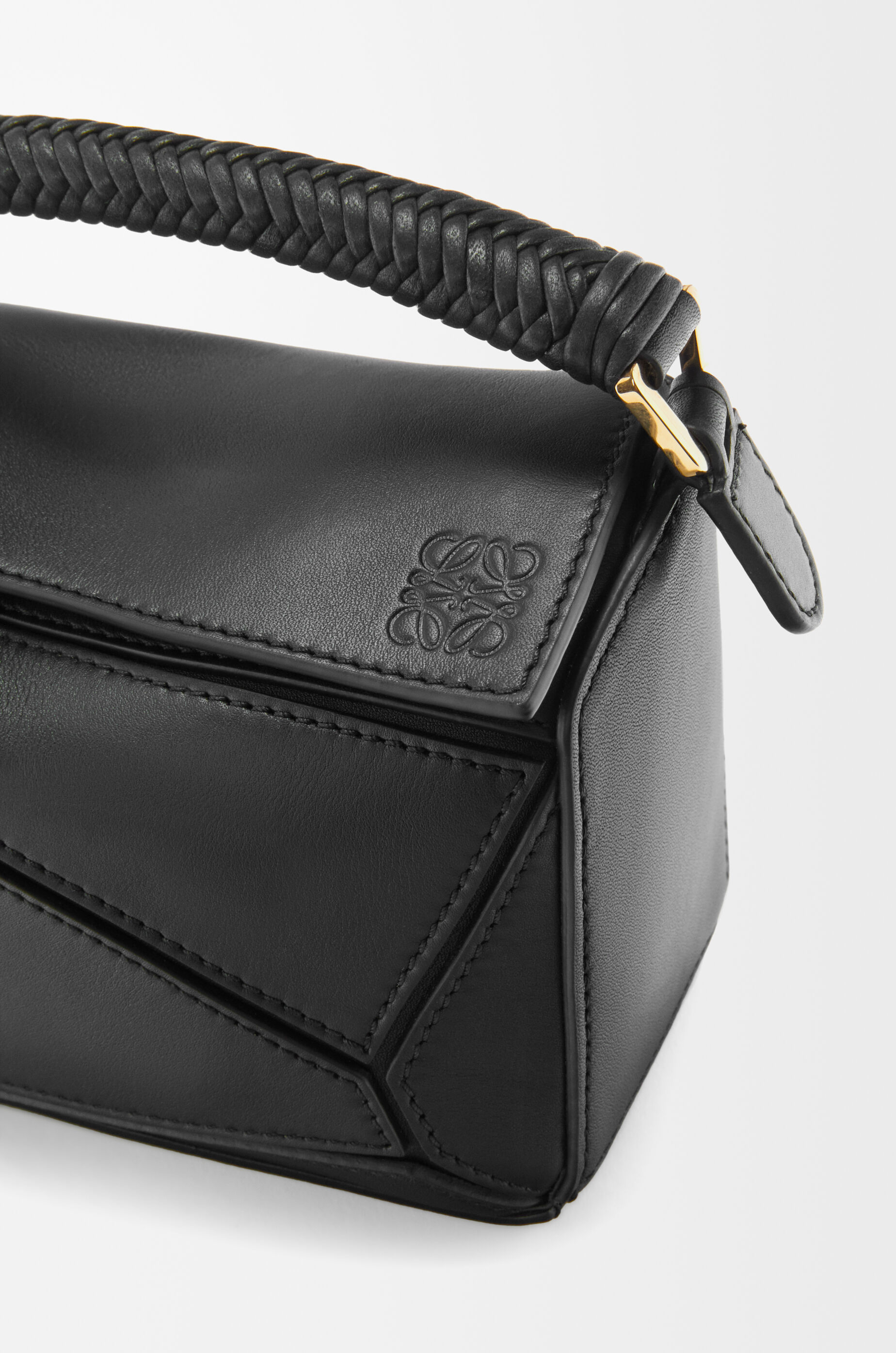 ロエベ⭐︎パズルバッグ⭐︎ミニ⭐︎ブラック LOEWE/ロエベ通販 | PUZZLE EDGE MINI BAG【送料無料】 | 三越