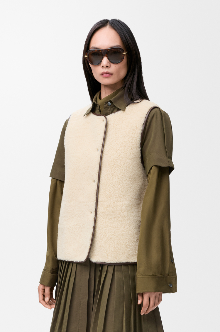 LOEWE パファー ベスト（シアリング&コットンブレンド） ブラック