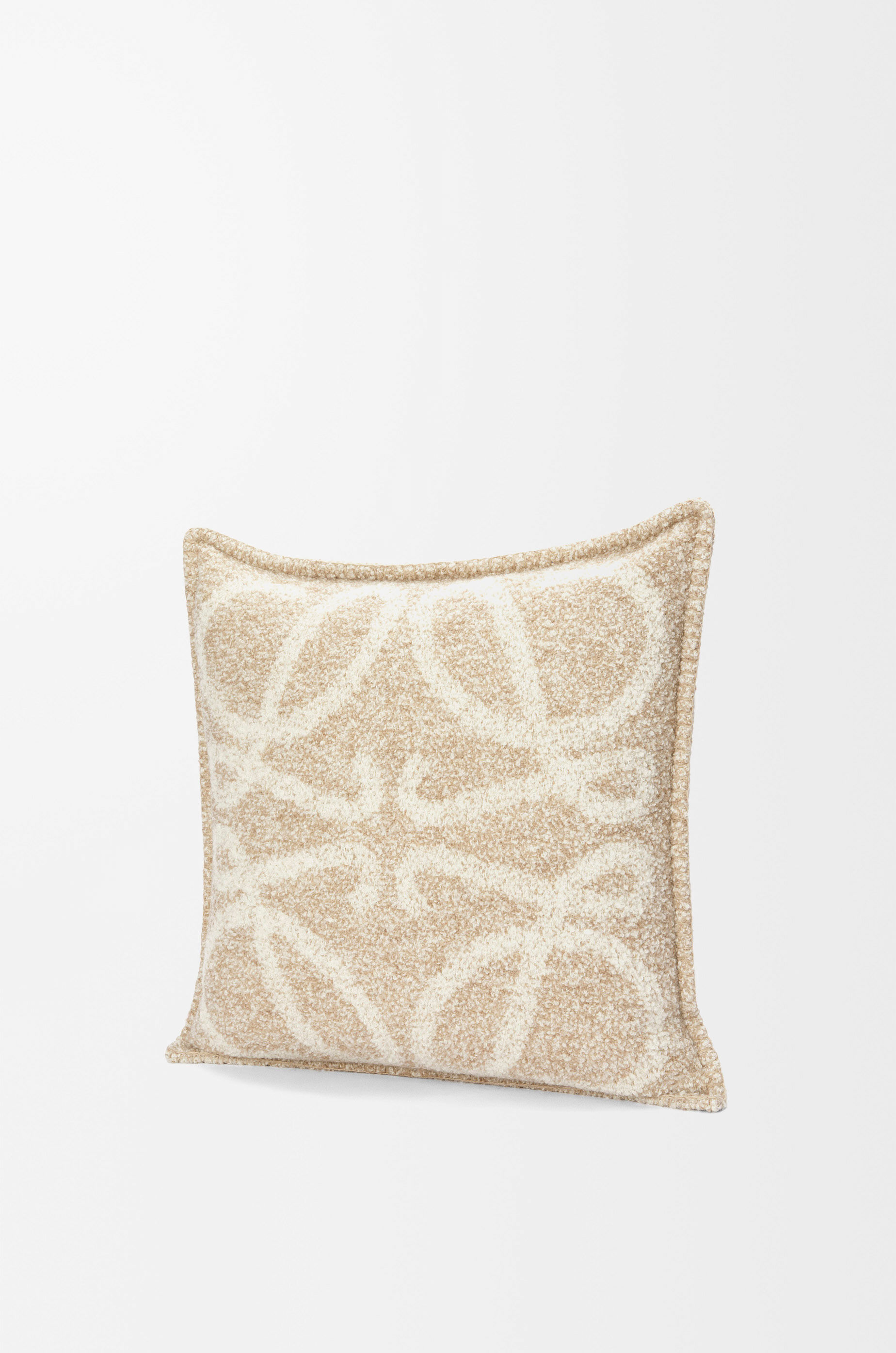 アナグラム クッション（アルパカ&ウール） ベージュ - LOEWE Japan