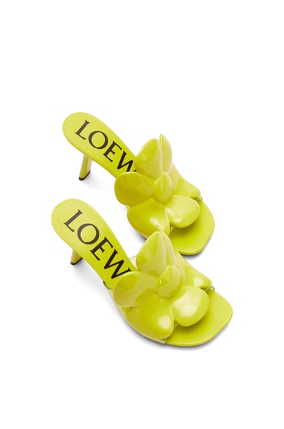 LOEWE Petal Flower sandal in PVC Lime plp_rd