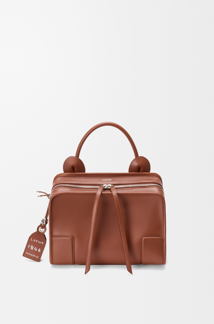 LOEWE Medium Lion Amazona 180 bag in soft calfskin ピーカン