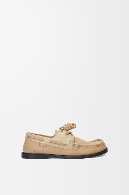LOEWE Campo boat shoe in soft calfskin Sand/Cinnamon plp_rd