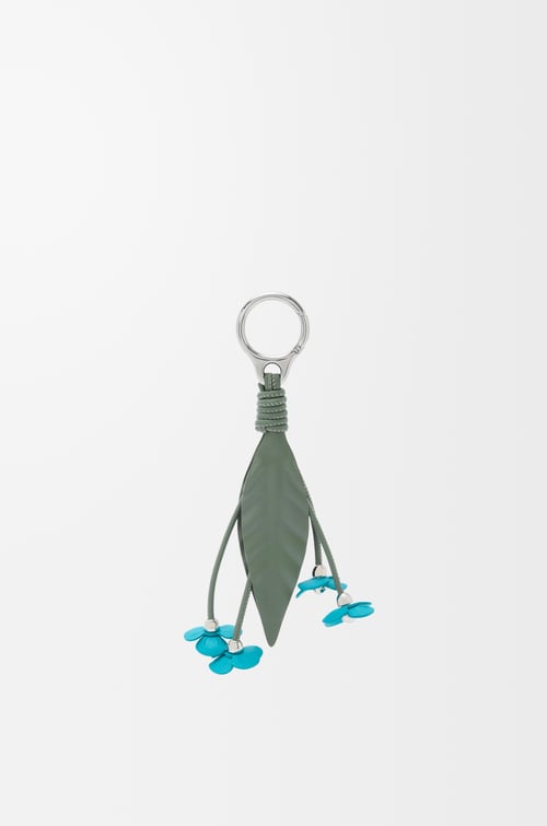 LOEWE Strawberry flower charm in classic calfskin Turquoise/Green