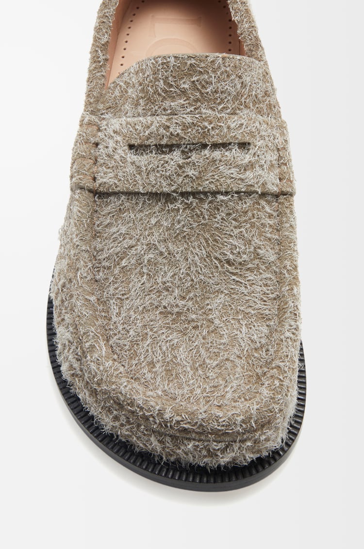 LOEWE カンポ ローファー（ブラッシュドスエード） カーキグリーン