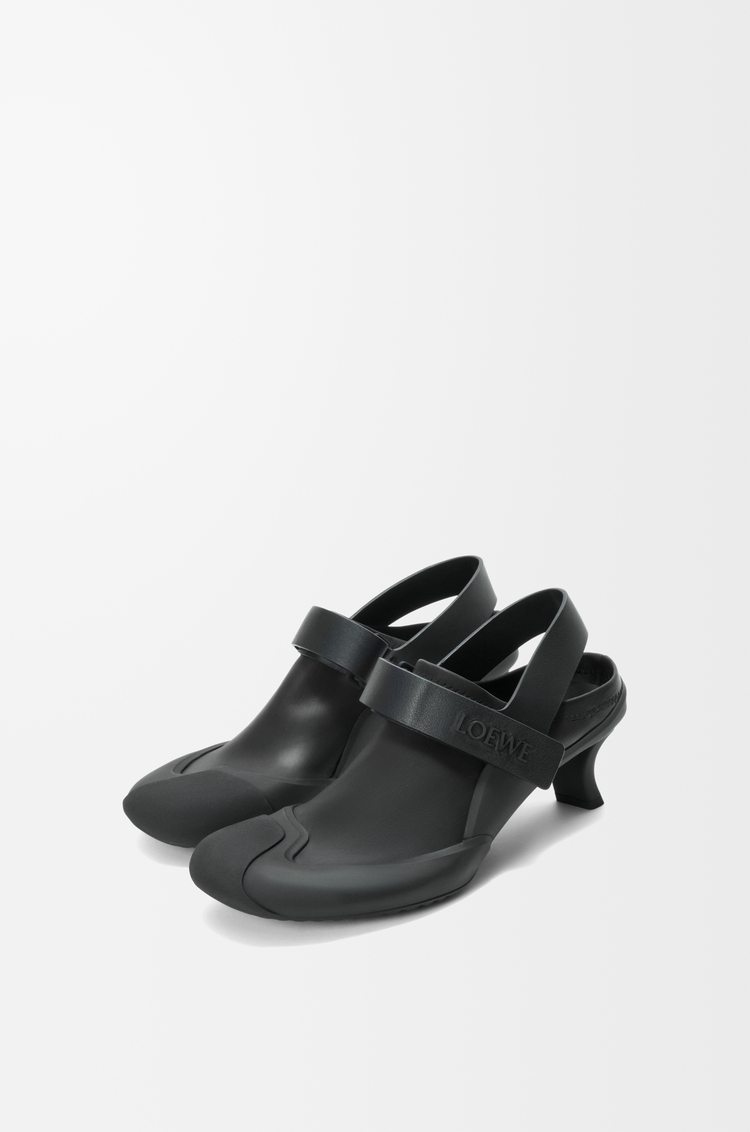 LOEWE Zapato de salón destalonado Dive en piel de ternera elástica Negro