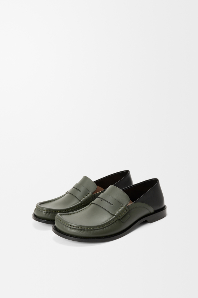 LOEWE Campo flap back loafer in waxy calfskin Sage/Black
