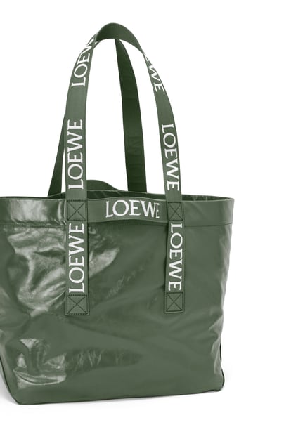 LOEWE Bolso Fold Shopper en piel de ternera Verde Botella plp_rd