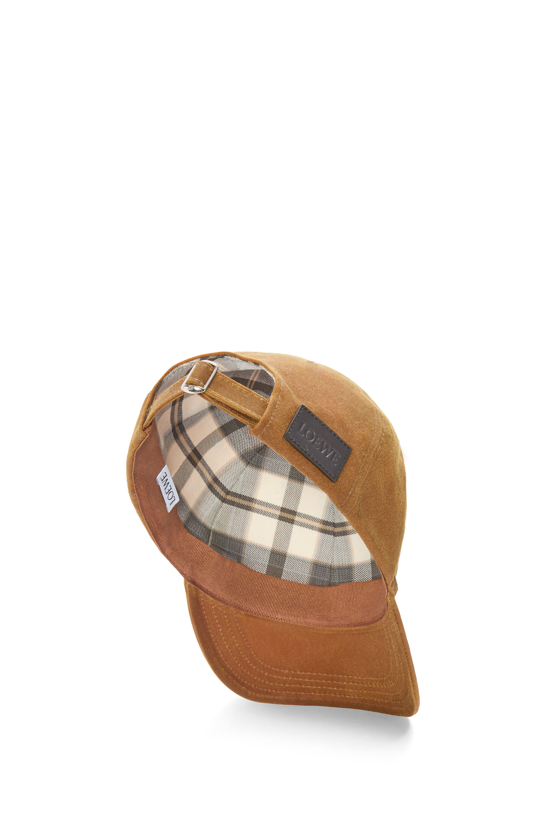 Cap in waxed canvas