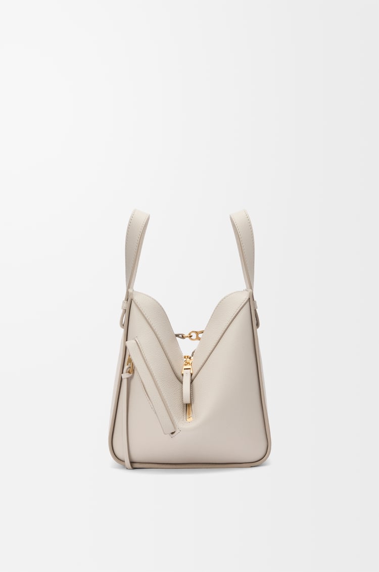 LOEWE ハンモックバッグ コンパクト（ソフトグレインカーフ） ライトゴースト