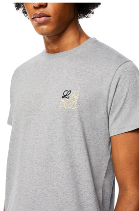 LOEWE Camiseta en algodón con Anagrama Gris Melange plp_rd