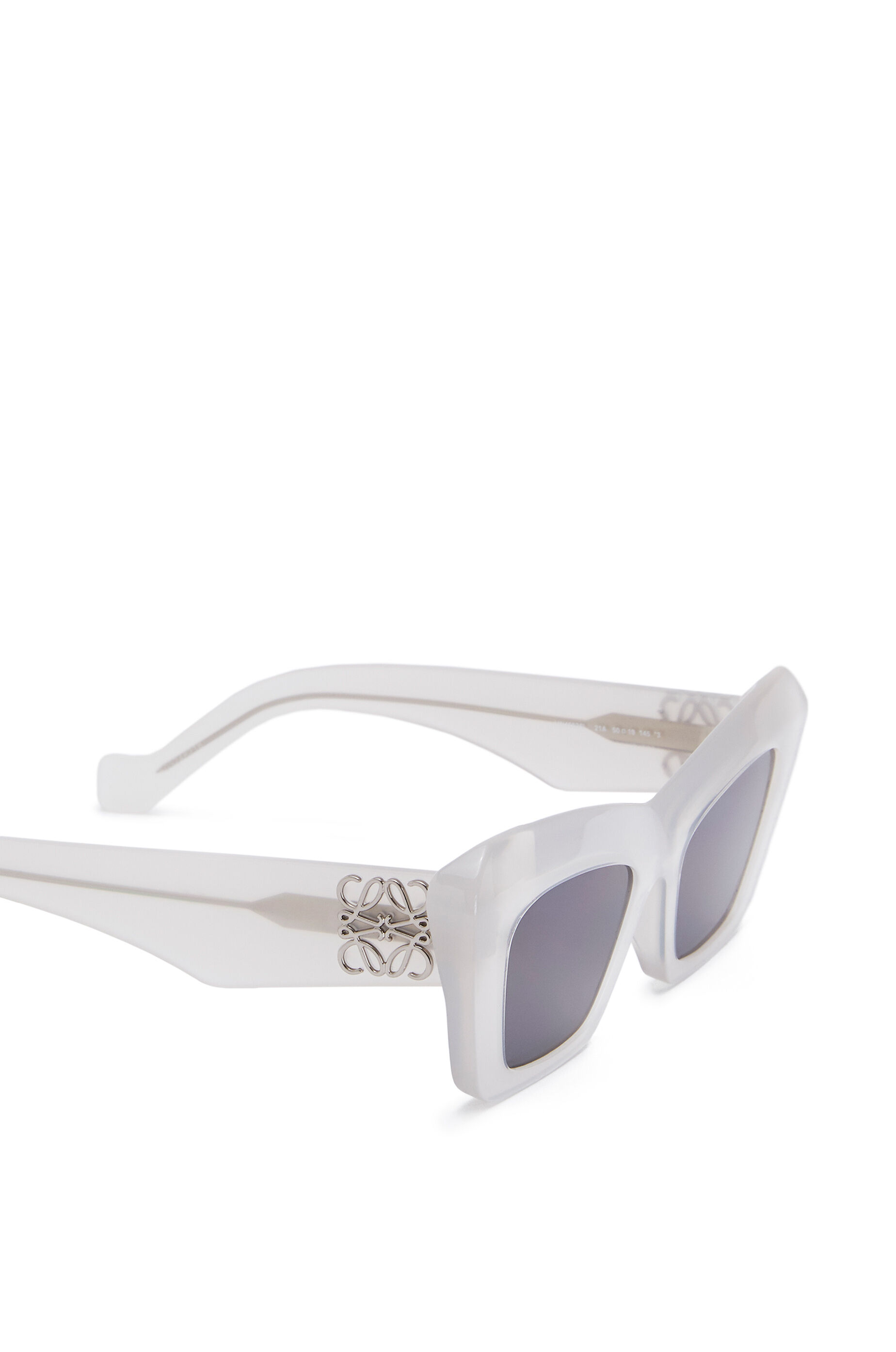 キャッツアイ サングラス Ice White - LOEWE