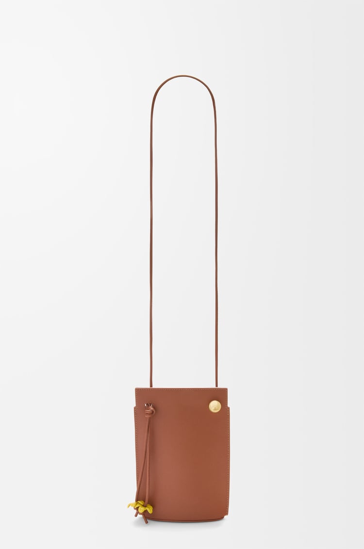 LOEWE ペブル ダイス ポケット（クラシックカーフ） タン/サニー