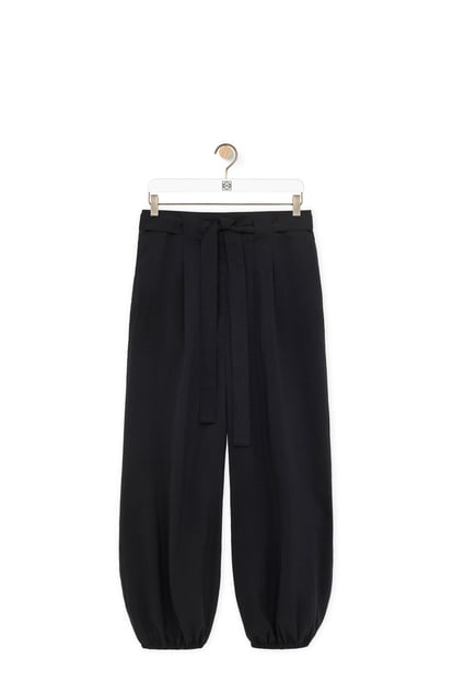 LOEWE Trousers in silk blend 黑色 plp_rd