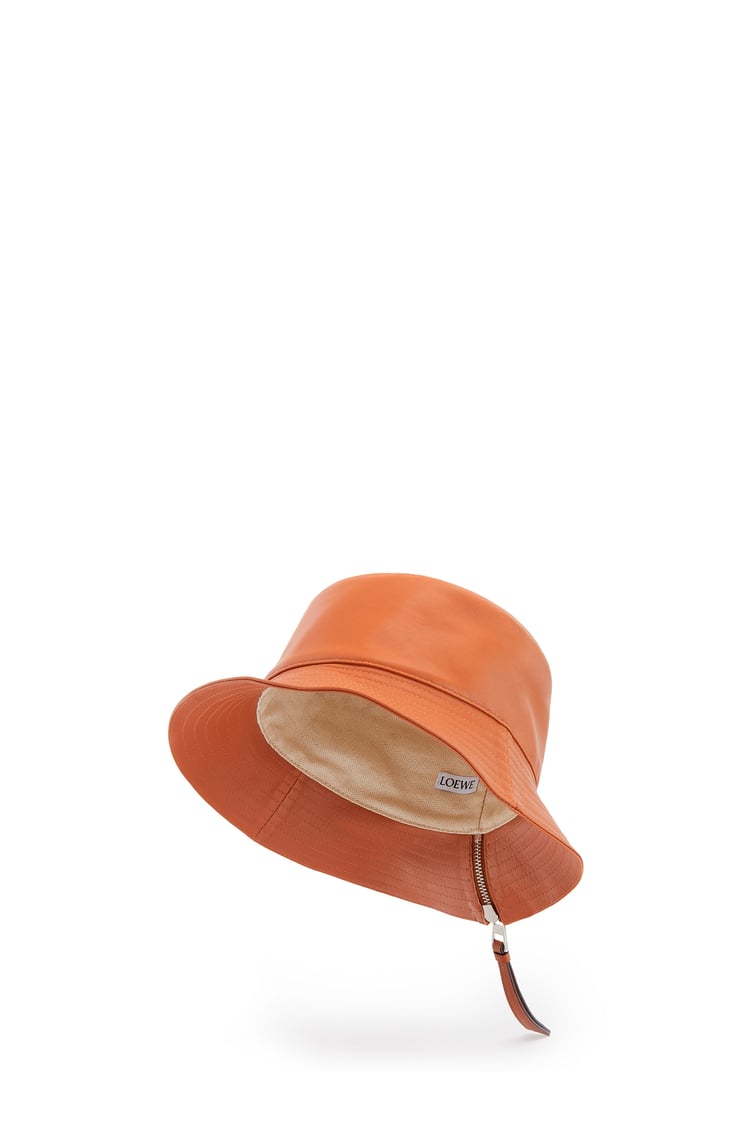 LOEWE Nappa 小牛皮漁夫帽 棕褐色