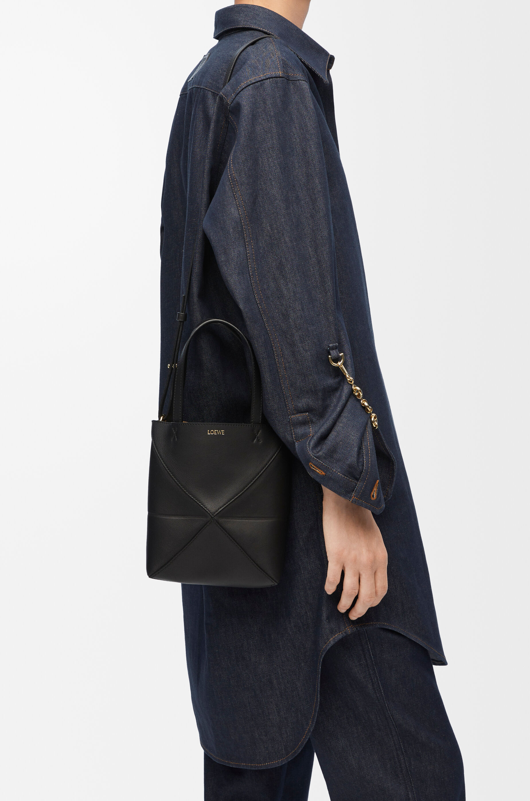 パズルフォルドトート ミニ(シャイニーカーフ) ブラック - LOEWE パズルフォルドトート ミニ(シャイニーカーフ) ブラック - LOEWE