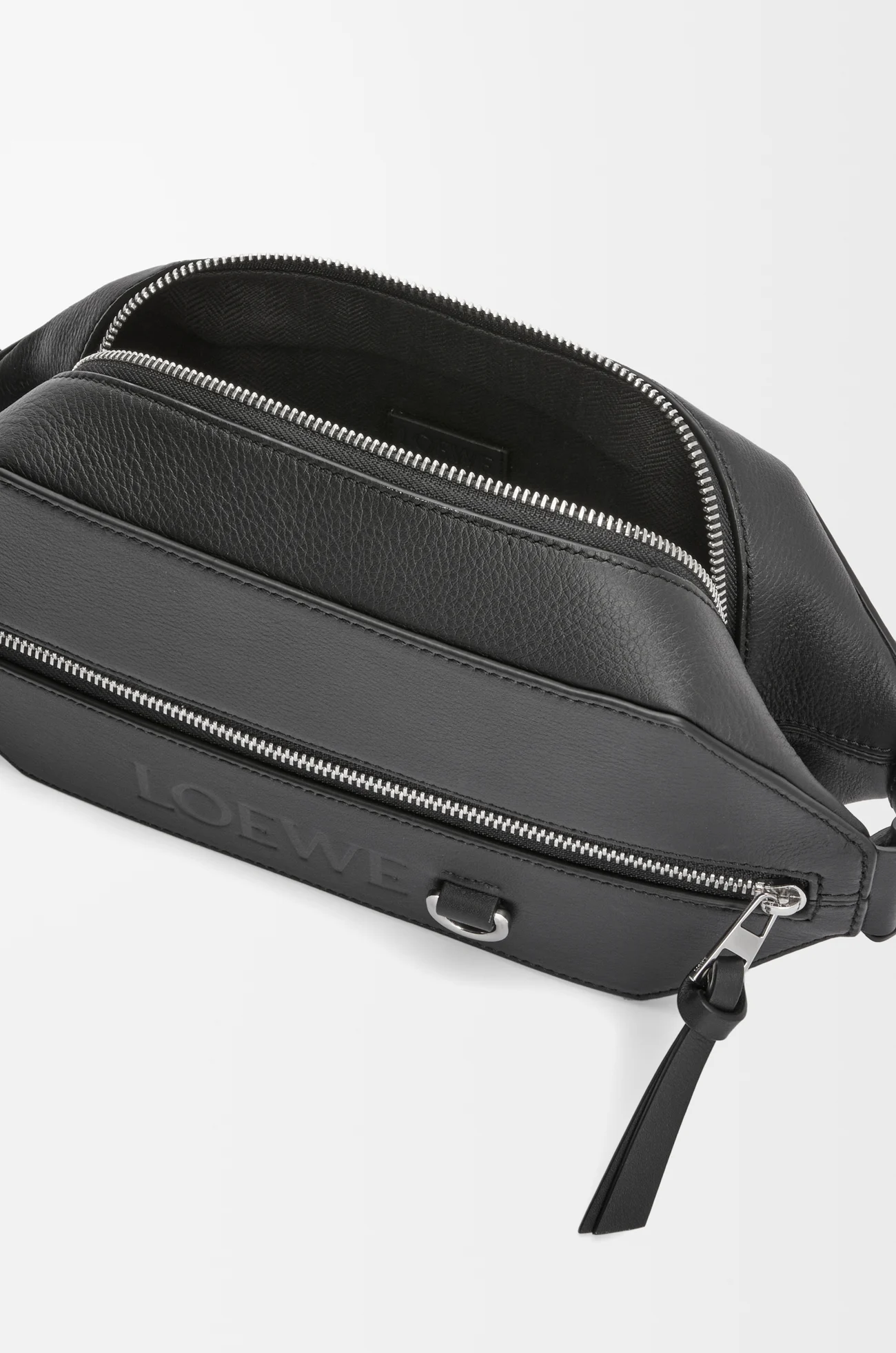 LOEWE Convertible sling in classic calfskin Black