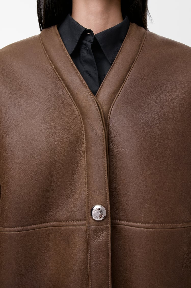 LOEWE Cárdigan Pebble en lana de oveja Marrón Caqui