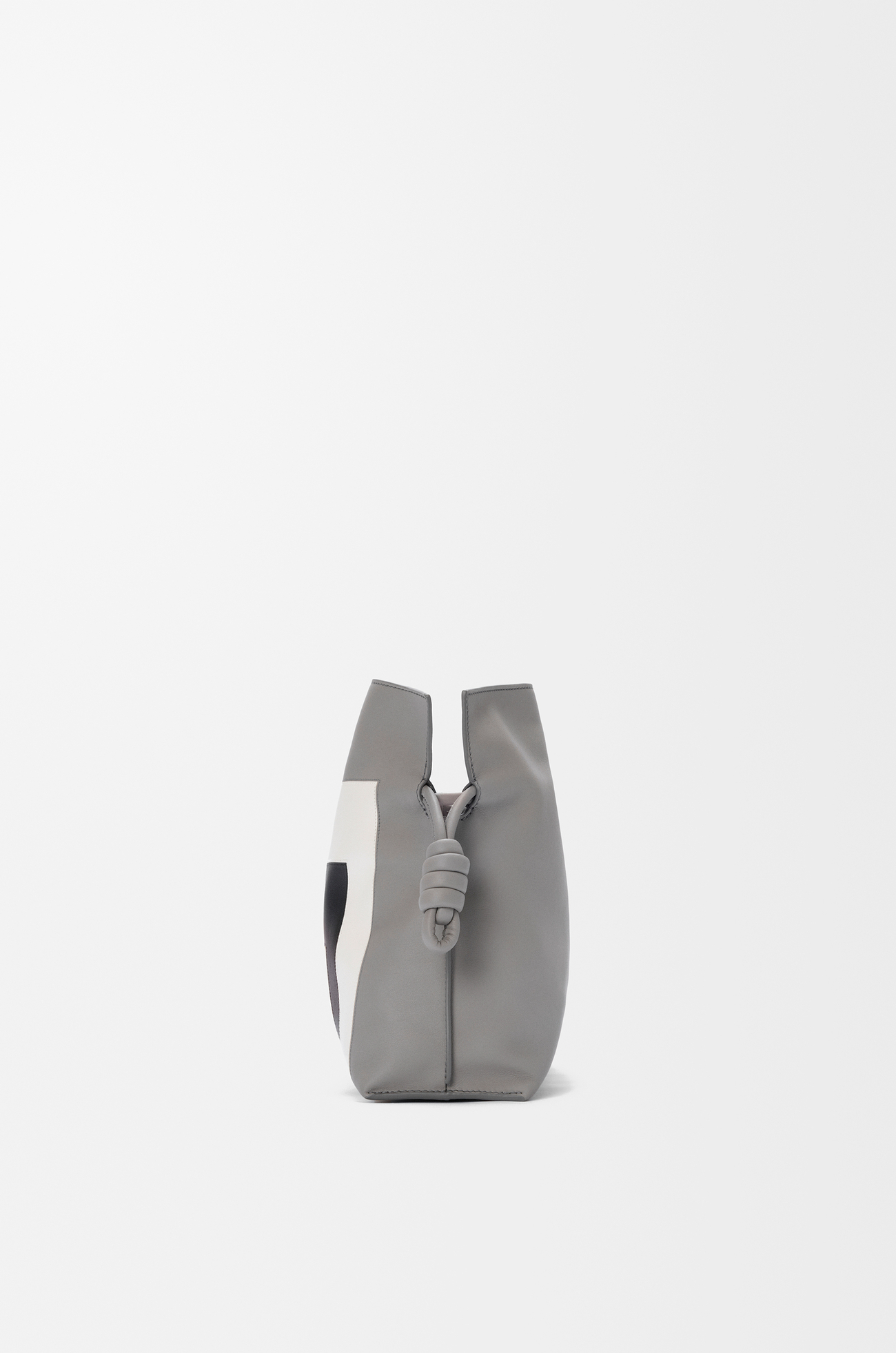 LOEWE Borsa Flamenco Clutch media in nappa di vitello Grigio/Light Ghost