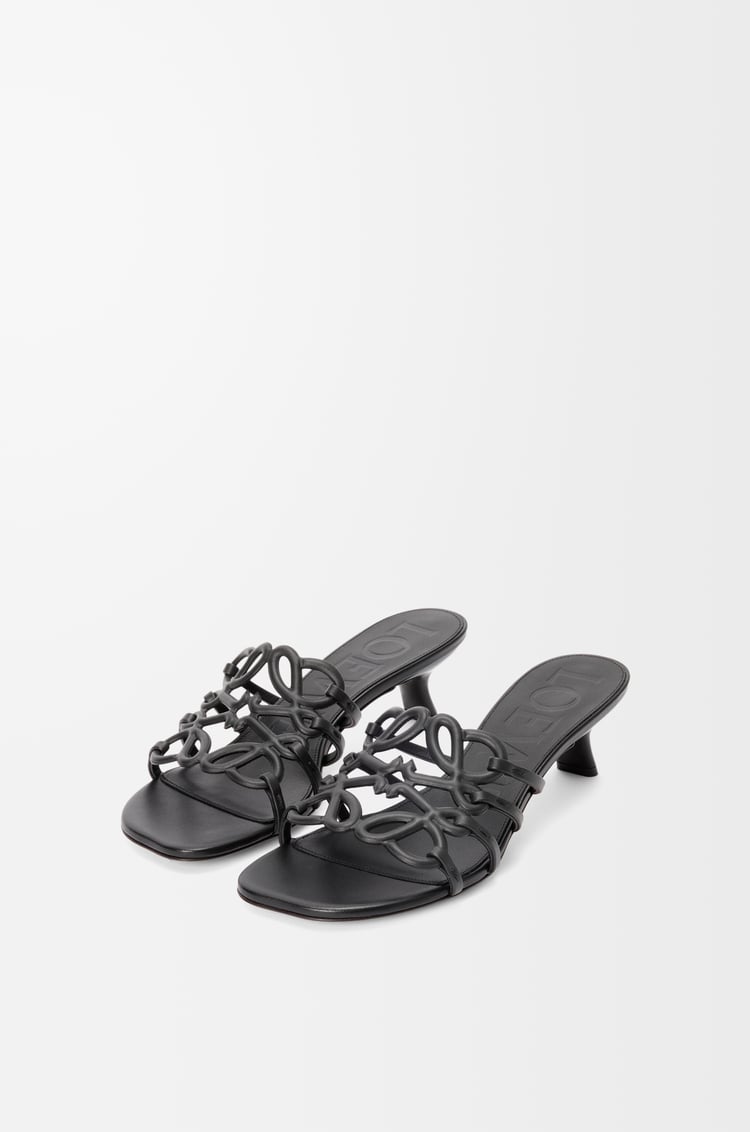LOEWE Sandalia Petal Anagram en piel de ternera Negro