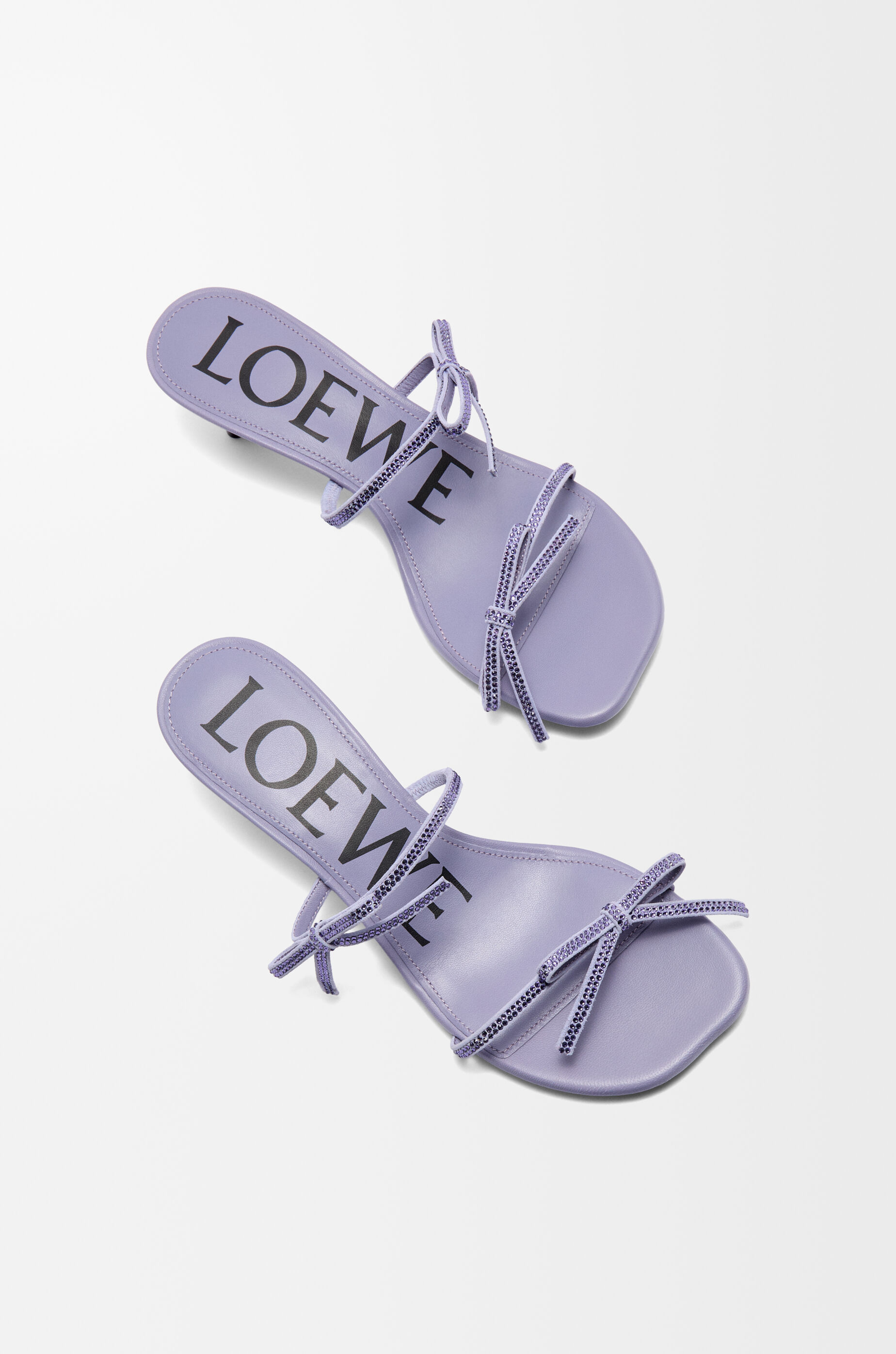 ペタル サンダル（スエード&ラインストーン） パープル - LOEWE