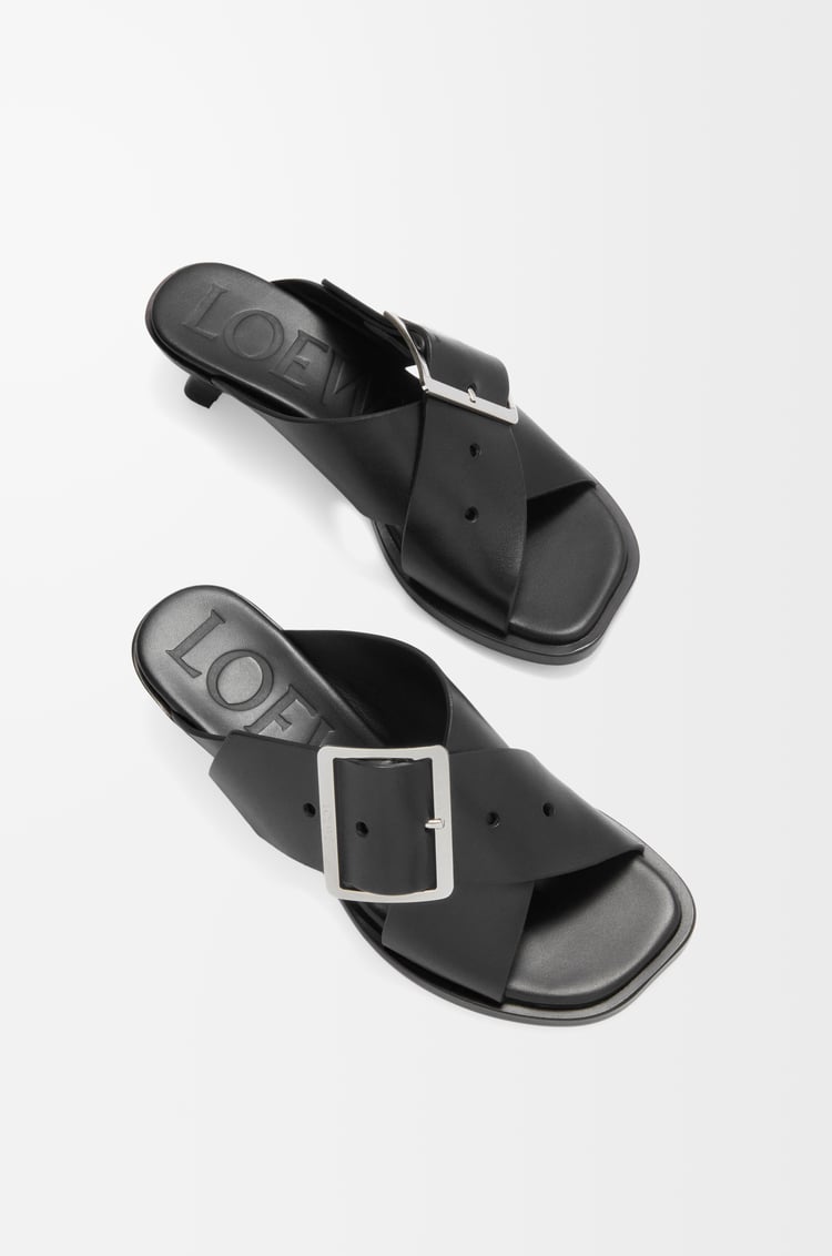 LOEWE Sandalia Petal Belt en piel de ternera Negro