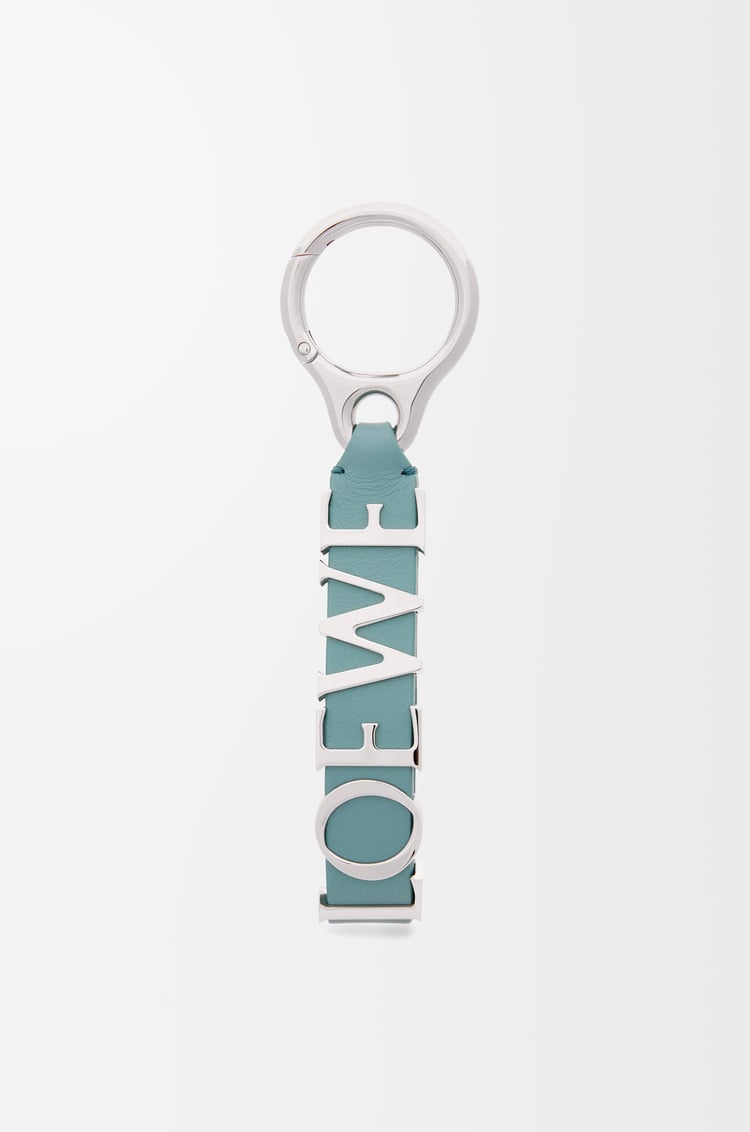 LOEWE Charm LOEWE Bold en piel de ternera Agua/Paladio